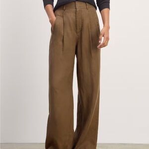 NWT Everlane Way-High Drape Pant, Size 0R - Navy/Bone stripe